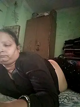 Snapshot of Kavya_kapoor chatting on February 25, 2026, 8:02 am Kavya kapoor online show from February 25, 2026, 8:02 am