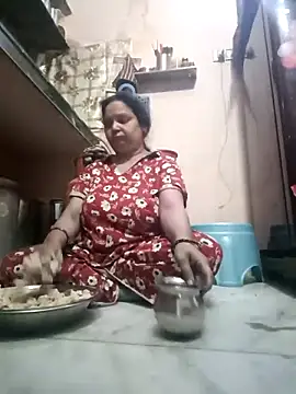 Snapshot of Kavya_kapoor chatting on March 5, 2026, 3:24 am Kavya kapoor online show from March 5, 2026, 3:24 am