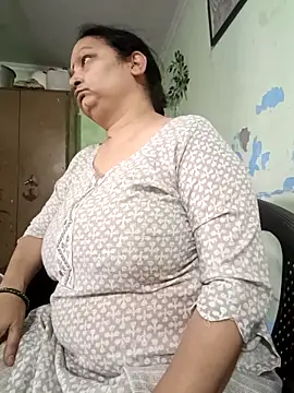 Snapshot of Kavya_kapoor chatting on March 9, 2026, 5:33 am Kavya kapoor online show from March 9, 2026, 5:33 am