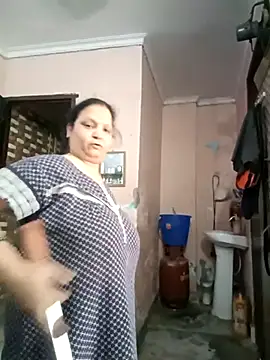 Snapshot of Kavya_kapoor chatting on March 10, 2026, 5:56 am Kavya kapoor online show from March 10, 2026, 5:56 am