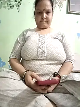 Snapshot of Kavya_kapoor chatting on March 20, 2026, 8:41 am Kavya kapoor online show from March 20, 2026, 8:41 am