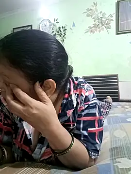 Snapshot of Kavya_kapoor chatting on April 7, 2026, 5:30 am Kavya kapoor online show from April 7, 2026, 5:30 am