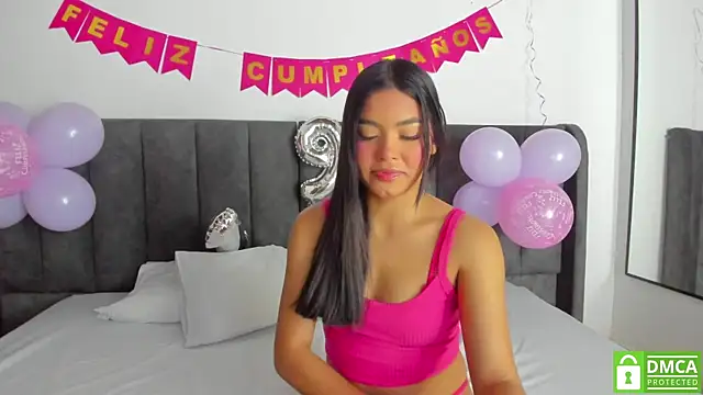 Rose Evans   online show from March 11, 2025, 1:34 pm