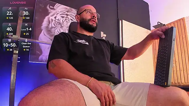 Luke  09 online show from October 28, 2025, 11:14 am