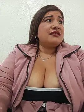 Hannahcandyy online show from May 26, 2026, 10:17 pm