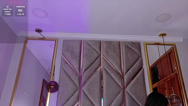 Lola King online show from February 22, 2025, 5:44 am