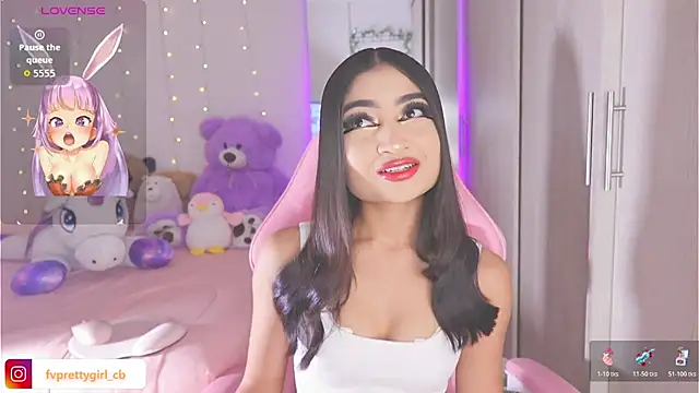 urfavprettygirl online show from October 29, 2025, 7:32 am