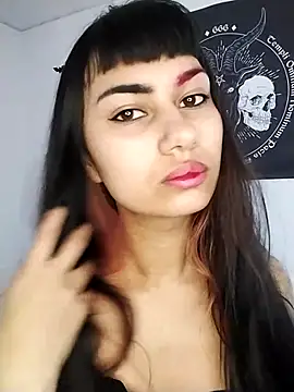 Little-Lucifer online show from October 25, 2025, 3:40 pm