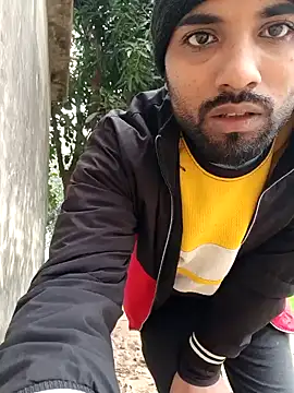 Snapshot of Fucker_boy_1 chatting on January 14, 2025, 4:57 am Fucker boy 1 online show from January 14, 2025, 4:57 am