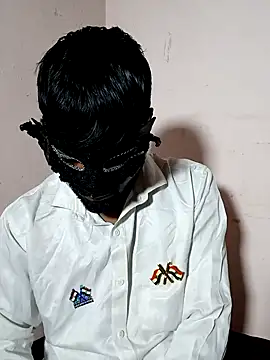 Snapshot of Fucker_boy_1 chatting on January 26, 2025, 5:23 am Fucker boy 1 online show from January 26, 2025, 5:23 am