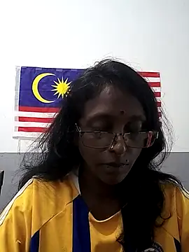 mamakarma1403 online show from October 25, 2025, 4:09 am