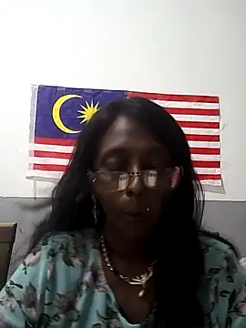 mamakarma1403 online show from November 5, 2025, 1:22 pm