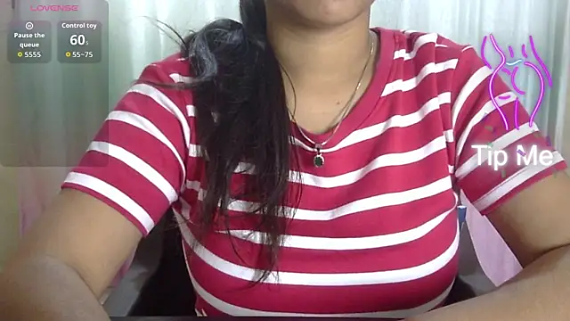 Preeti-Sexy online show from February 2, 2026, 5:39 am