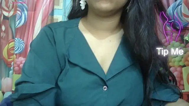 Snapshot of Preeti-Sexy chatting on May 12, 2026, 4:42 am Preeti-Sexy online show from May 12, 2026, 4:42 am