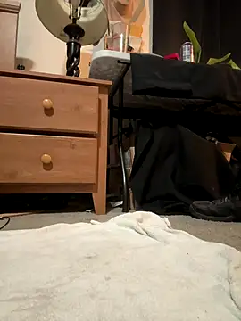 Chancelasting1 online show from December 22, 2025, 8:33 am