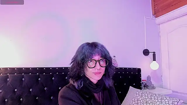 Ghosty Doll online show from March 5, 2026, 1:29 pm