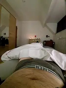 pascalino100 online show from March 11, 2025, 10:09 pm