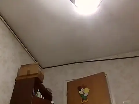 mariusica1xh online show from December 18, 2025, 6:58 pm