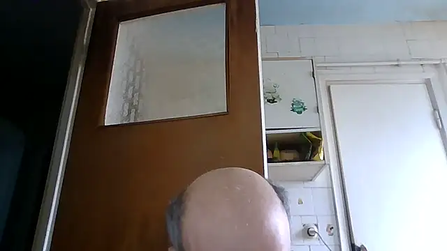 mariusica1xh online show from March 23, 2026, 12:09 pm