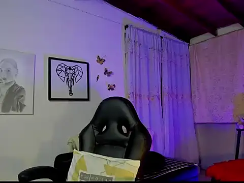 mykaelahoney online show from December 19, 2025, 5:36 am