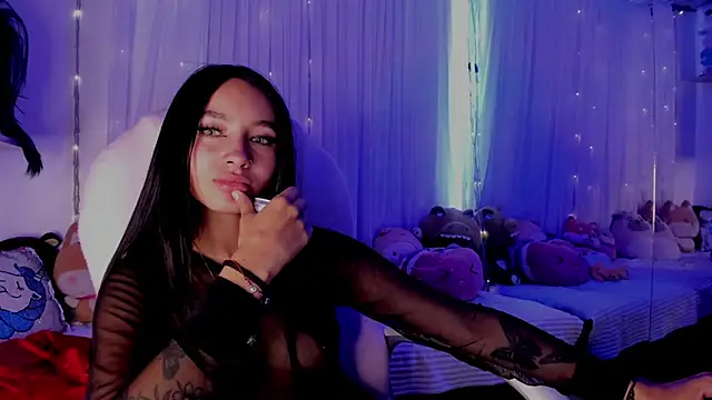 sophie ws online show from December 24, 2024, 6:39 pm