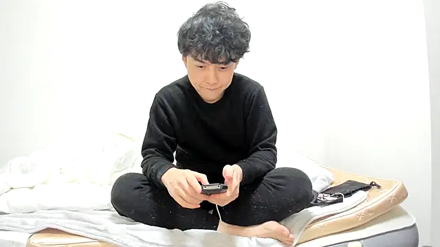 Snapshot of whitebriefboy chatting on February 12, 2025, 2:21 pm whitebriefboy online show from February 12, 2025, 2:21 pm