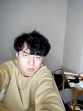 Snapshot of whitebriefboy chatting on February 17, 2025, 6:26 pm whitebriefboy online show from February 17, 2025, 6:26 pm