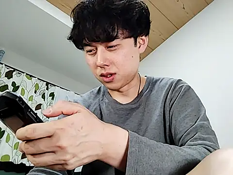 Snapshot of whitebriefboy chatting on March 5, 2025, 3:40 pm whitebriefboy online show from March 5, 2025, 3:40 pm