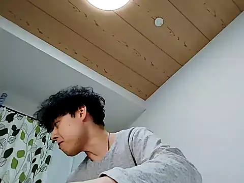 Snapshot of whitebriefboy chatting on March 11, 2025, 2:29 pm whitebriefboy online show from March 11, 2025, 2:29 pm