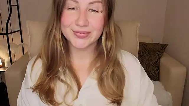 Helens love online show from November 8, 2025, 2:12 am