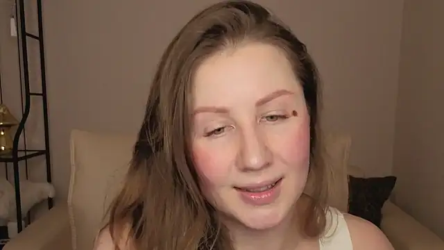 Snapshot of Helens_love chatting on February 28, 2026, 2:34 am Helens love online show from February 28, 2026, 2:34 am