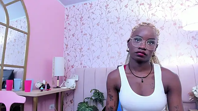 amber-hill online show from December 20, 2025, 5:14 am