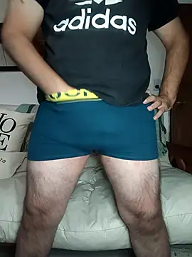 ReyDeCora online show from January 10, 2026, 4:14 am