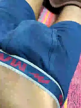 Yours daddy6728 online show from January 7, 2025, 8:34 am