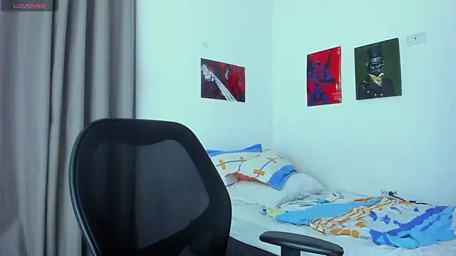 Joe23   online show from December 2, 2025, 2:50 am