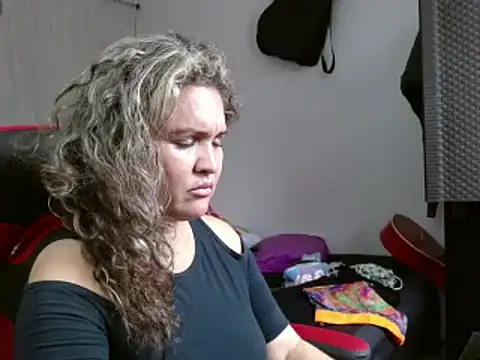 Snapshot of helenca43 chatting on February 28, 2025, 7:14 pm helenca43 online show from February 28, 2025, 7:14 pm