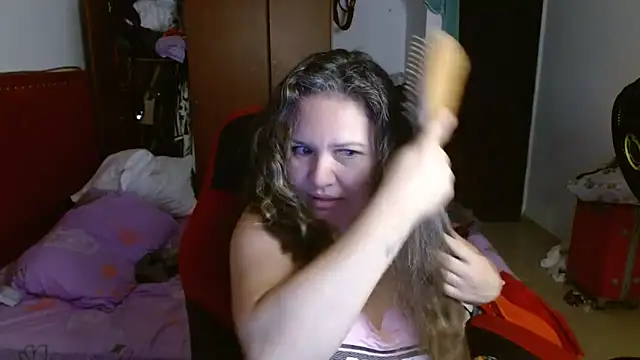 helenca43 online show from December 1, 2025, 11:04 am