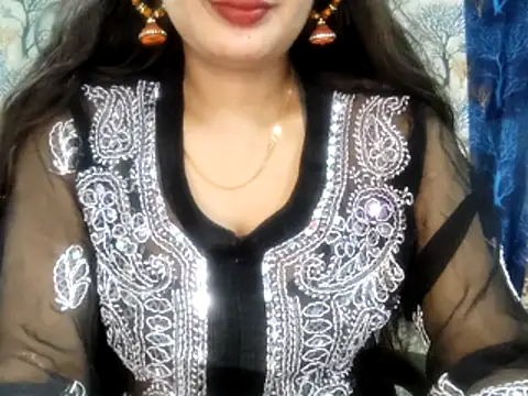 Aarvi Arora online show from October 19, 2025, 2:40 pm