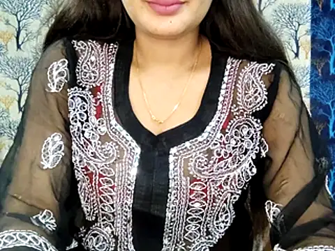 Aarvi Arora online show from December 3, 2025, 11:30 am