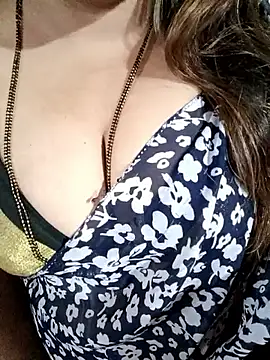 Beautyy38 online show from February 12, 2026, 3:12 am