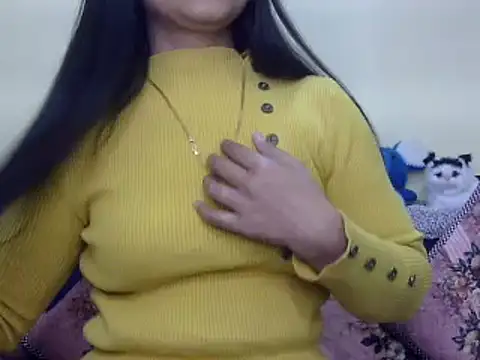 Snapshot of WildRuhi20 chatting on January 18, 2025, 5:20 am WildRuhi20 online show from January 18, 2025, 5:20 am