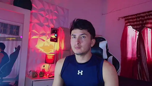 santyago taylor online show from December 30, 2024, 6:49 pm