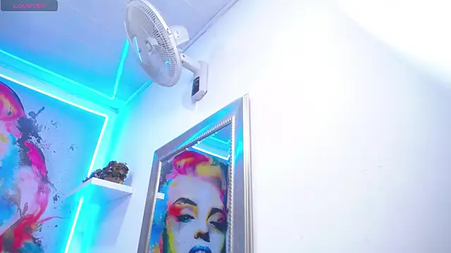 cristal horny19 online show from January 11, 2026, 10:20 am