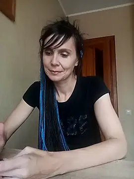 Francenia lolis online show from October 25, 2025, 10:56 am