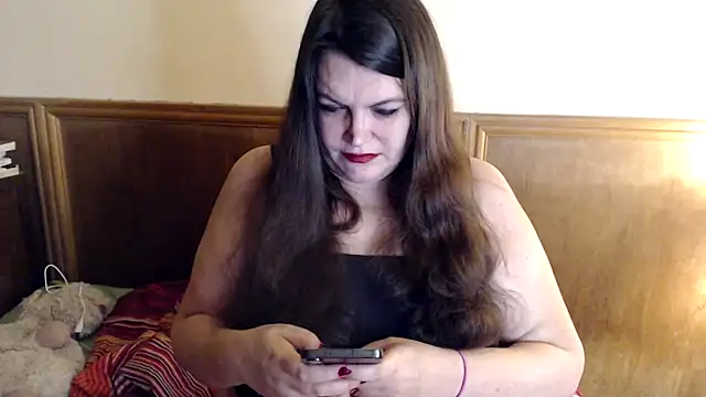 evabella  online show from March 15, 2025, 5:08 am