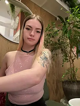 -Sexy Barbie- online show from January 10, 2025, 9:55 am