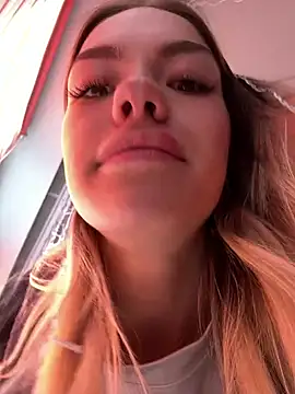 -Sexy Barbie- online show from February 2, 2025, 7:20 am