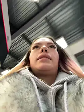 -Sexy Barbie- online show from March 14, 2025, 9:24 am