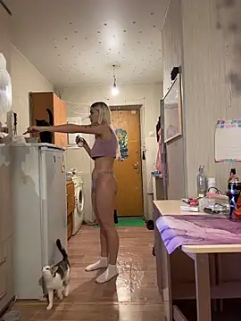 Snapshot of -Sexy_Barbie- chatting on November 11, 2025, 3:23 pm -Sexy Barbie- online show from November 11, 2025, 3:23 pm