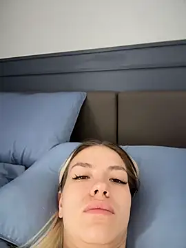 Snapshot of -Sexy_Barbie- chatting on December 19, 2025, 5:47 am -Sexy Barbie- online show from December 19, 2025, 5:47 am